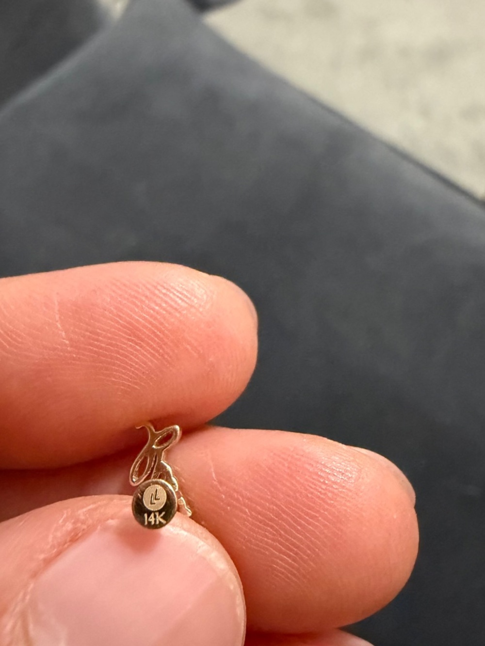 14k solid gold fu*k flat back earring - Picture 4 of 5